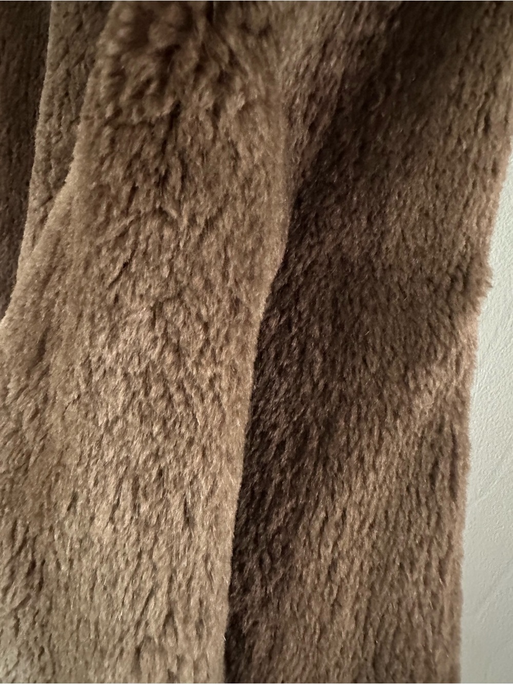 Luxurious Sheared Beaver Coat - Picture 8 of 10